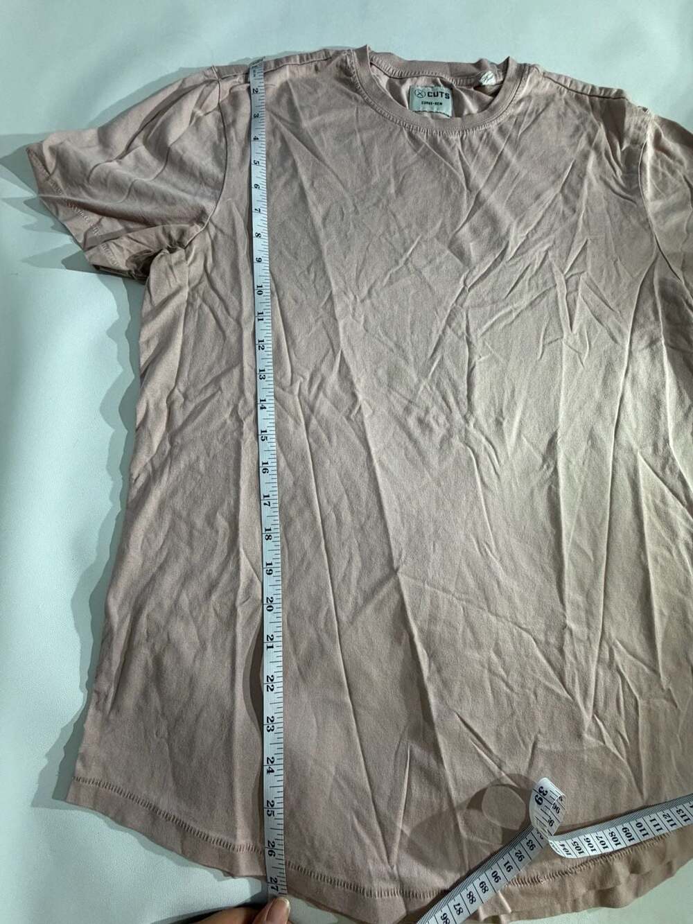 CUTS Curve-Hem Dusty Pink Blush Crewneck T-Shirt Elongated Mens M - Picture 2 of 5